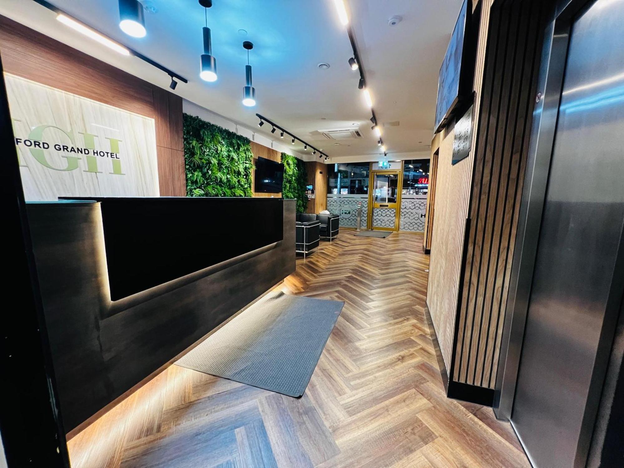 Hotel Grand Ilford